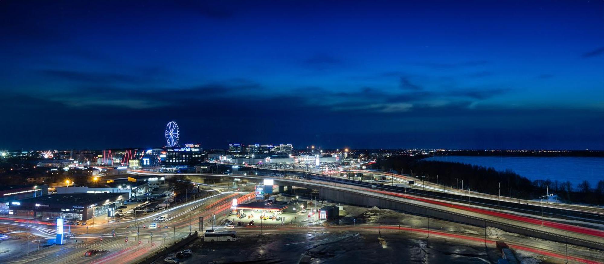 Revalia Fahle Airport Bus-Station Apartments With Best Views Екстер'єр фото