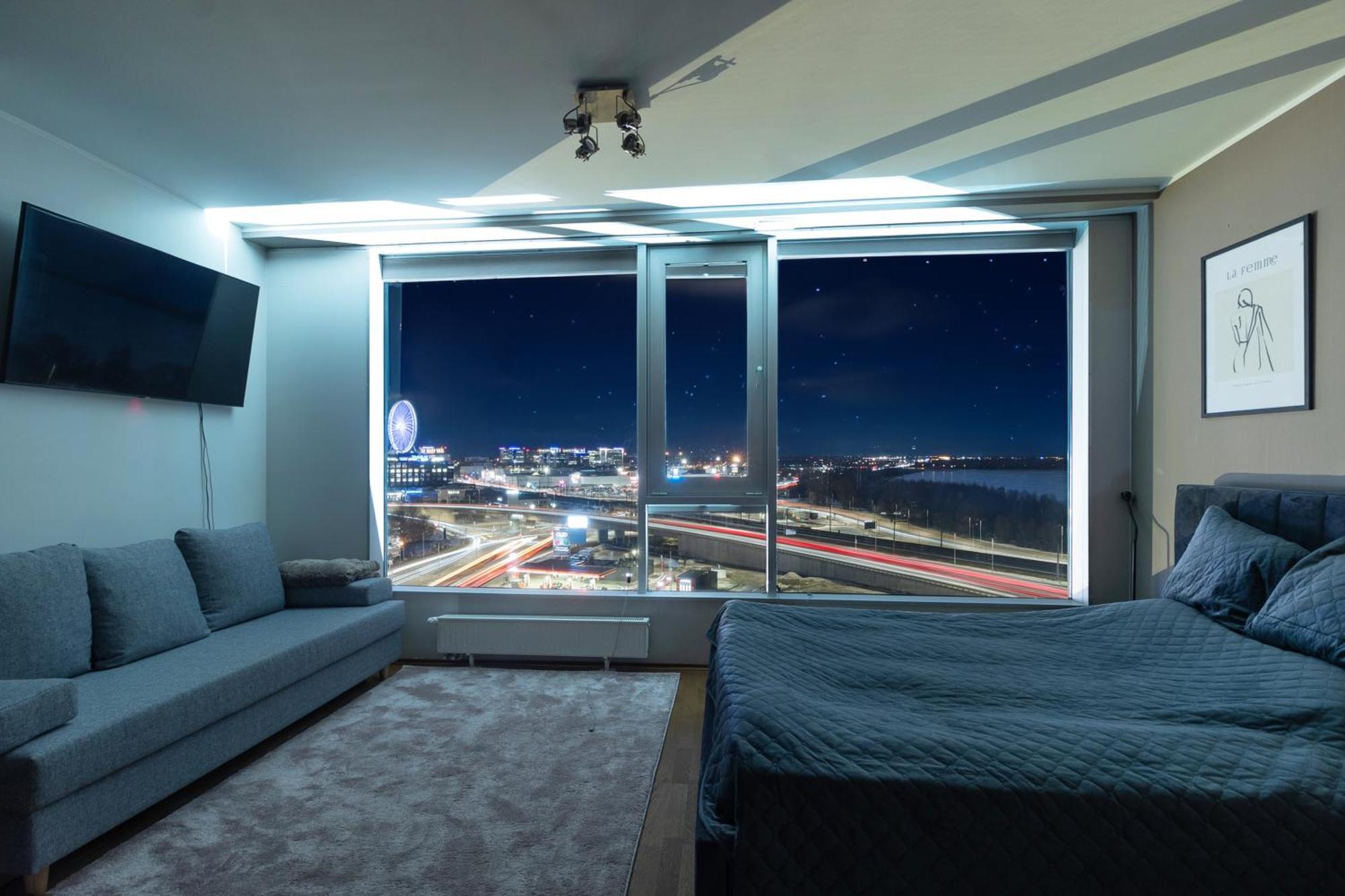 Revalia Fahle Airport Bus-Station Apartments With Best Views Екстер'єр фото