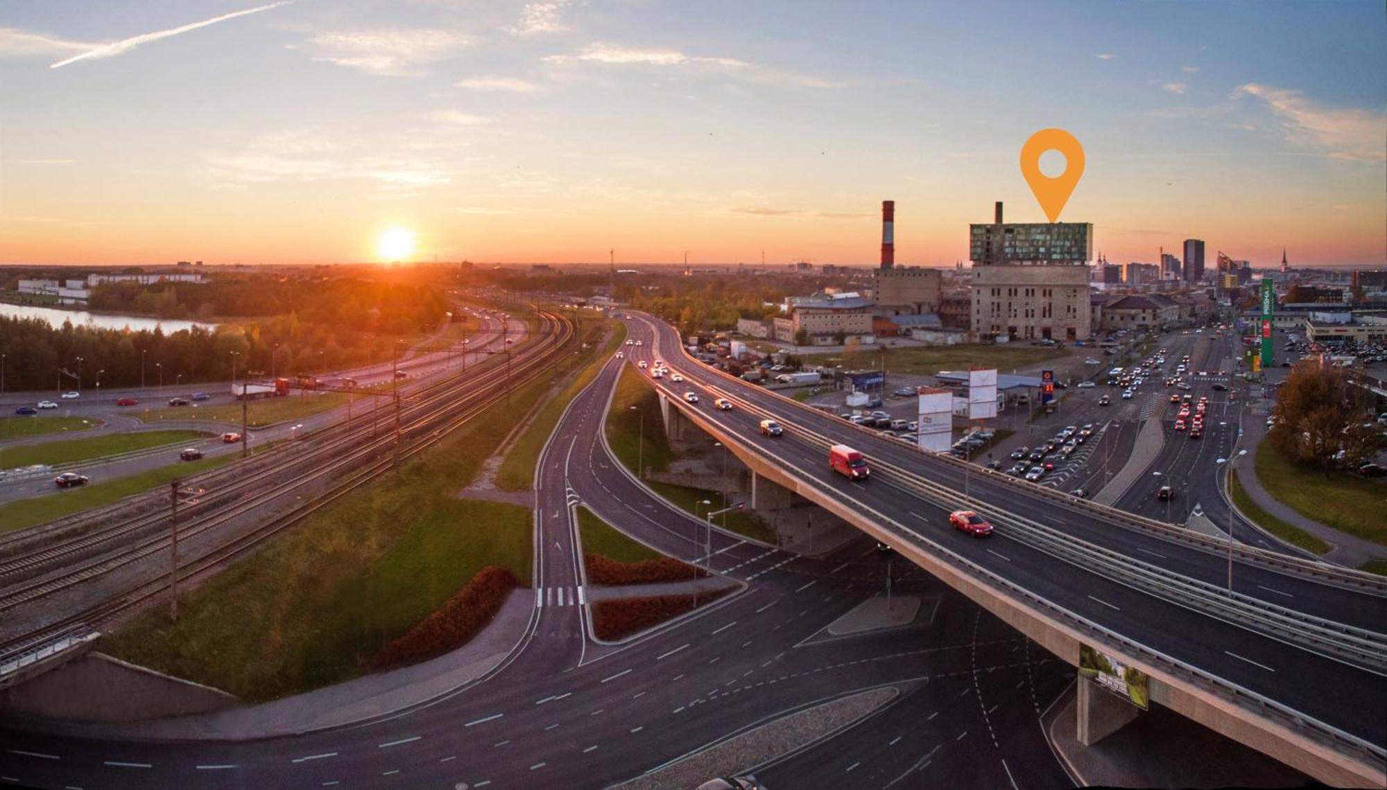 Revalia Fahle Airport Bus-Station Apartments With Best Views Екстер'єр фото