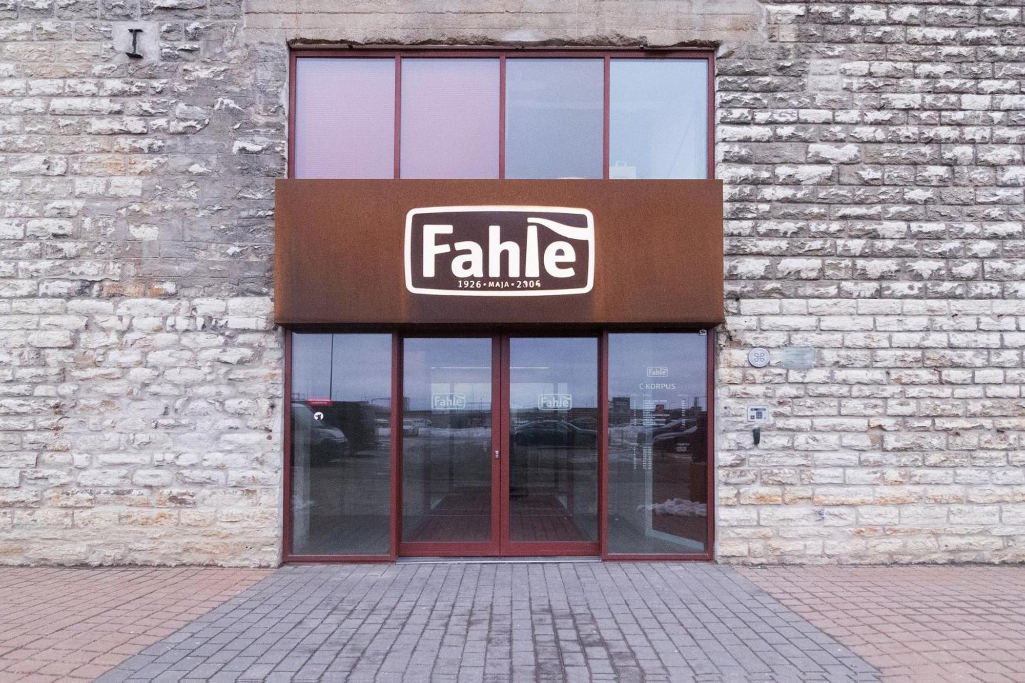 Revalia Fahle Airport Bus-Station Apartments With Best Views Екстер'єр фото