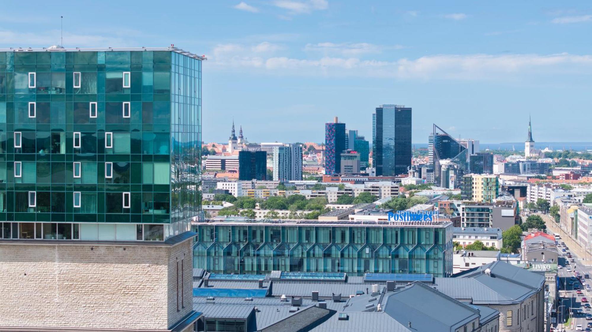 Revalia Fahle Airport Bus-Station Apartments With Best Views Екстер'єр фото